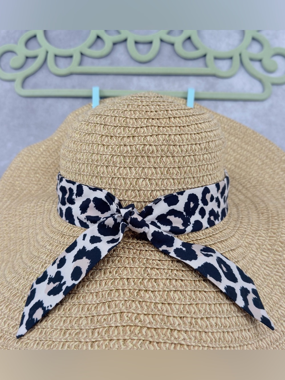 Straw Wide-Brim Sun Hat with Black & White Leopard Scarf women’s - Picture 3 of 9